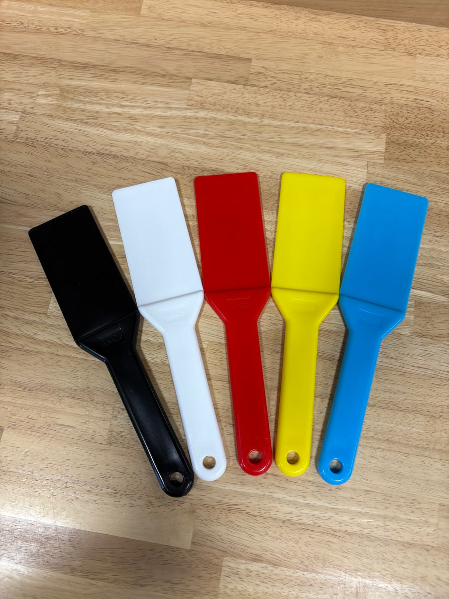 Plastic Spatula (1 Pc)